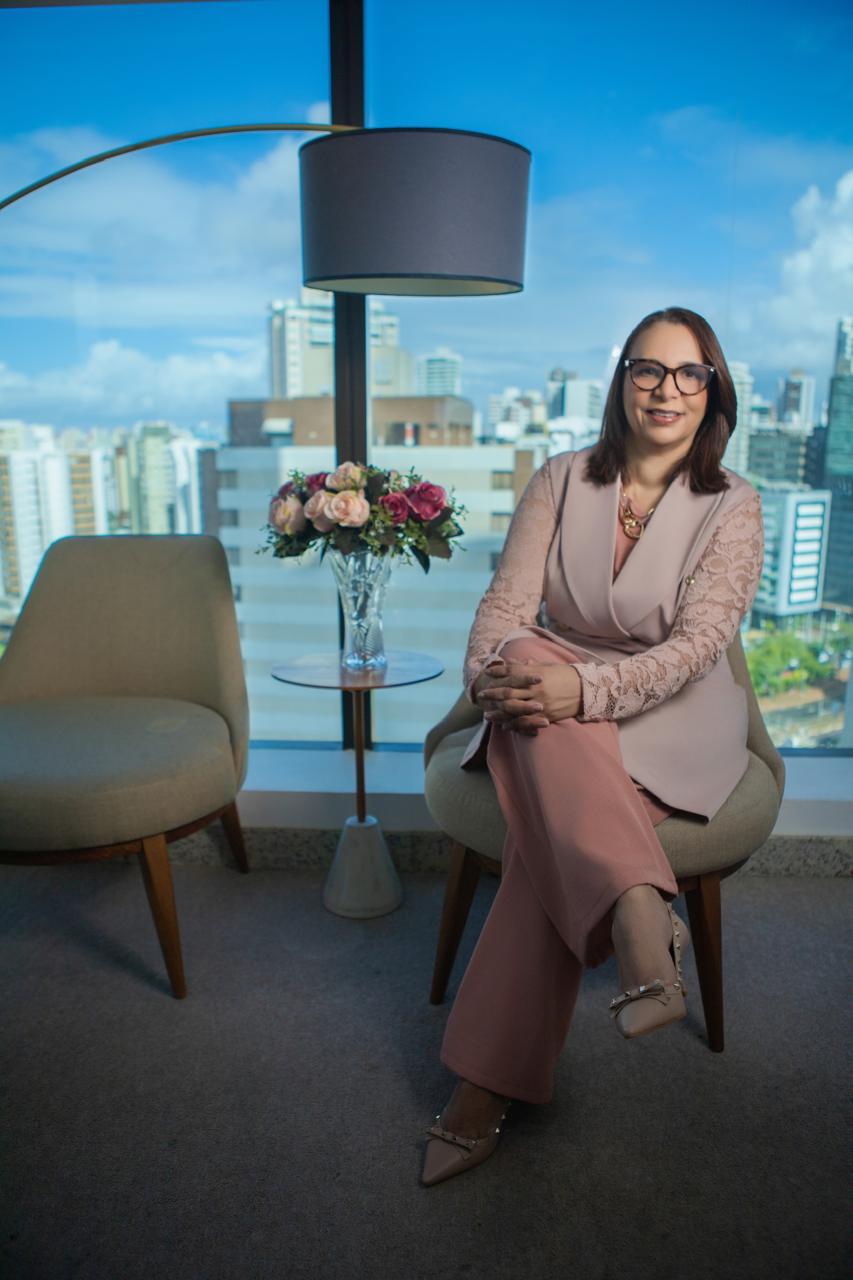 Patrícia Carvalho, enfermeira esteta com mais de 30 anos em dermatologia estética